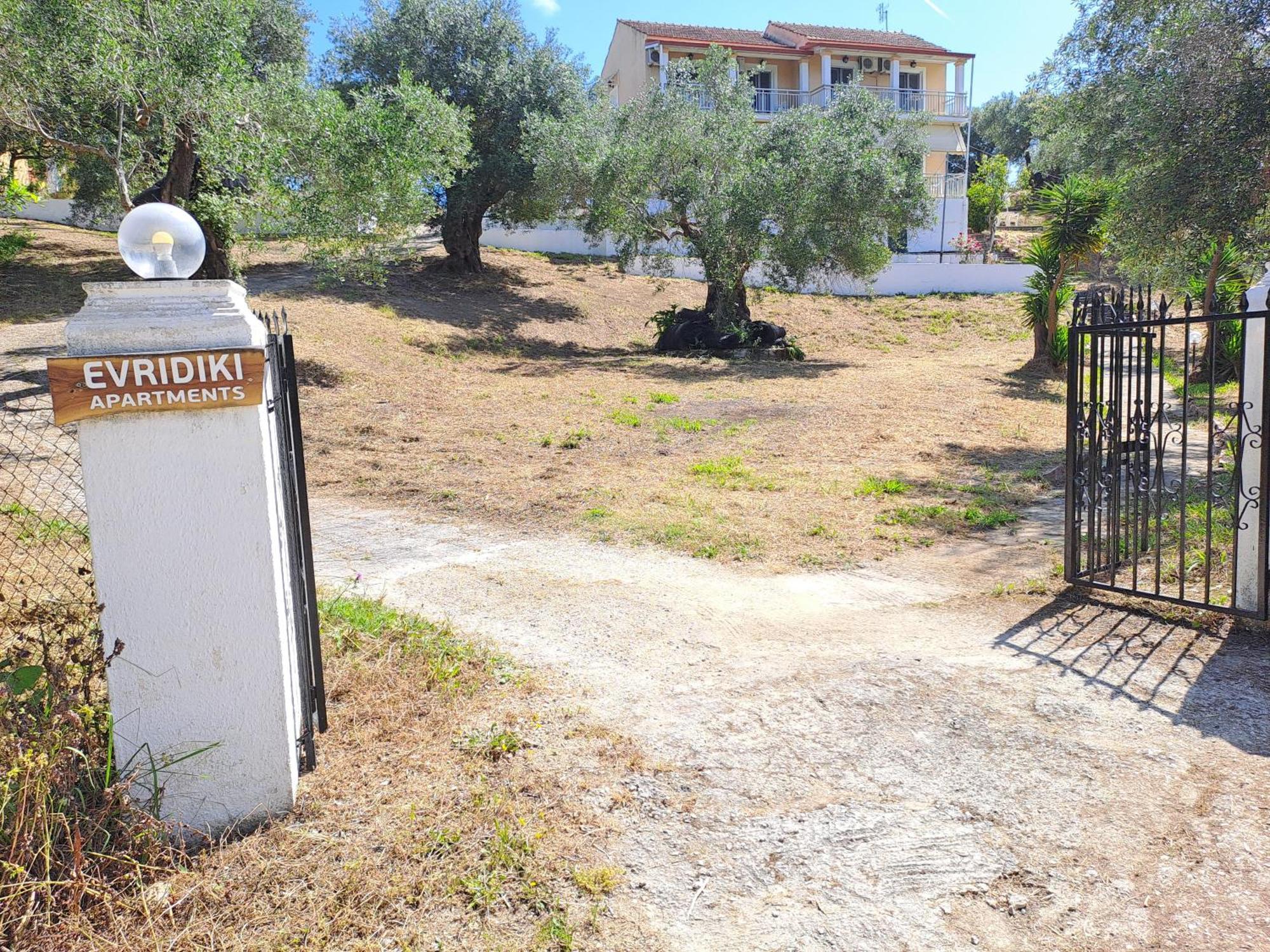 Evridiki Apartments Mesongi Bagian luar foto